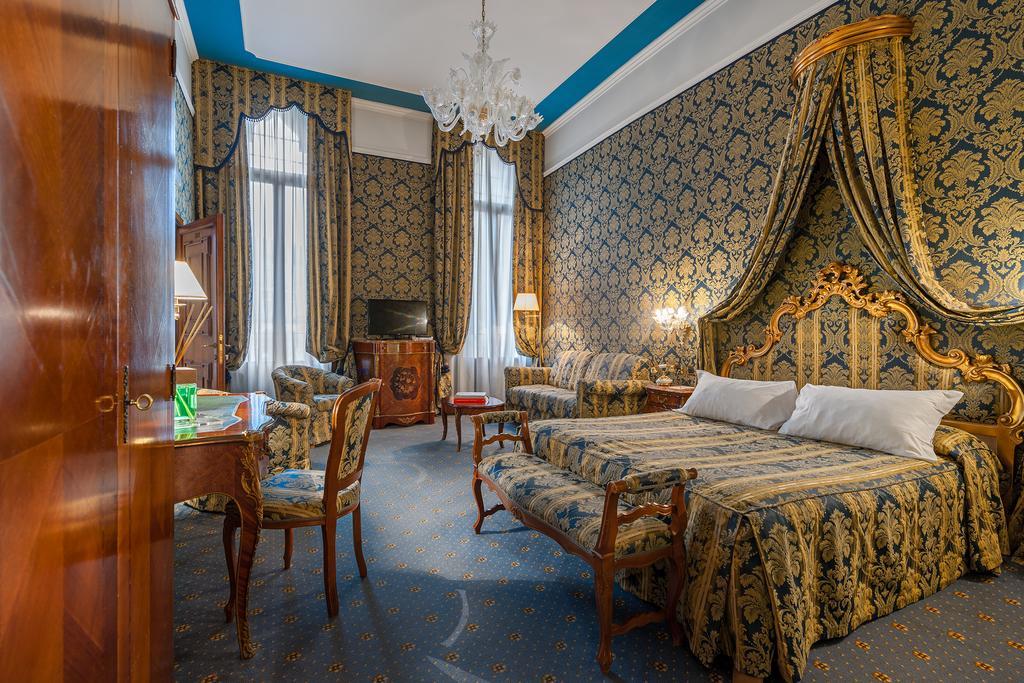 Al Ponte Antico Hotel Венеция Екстериор снимка