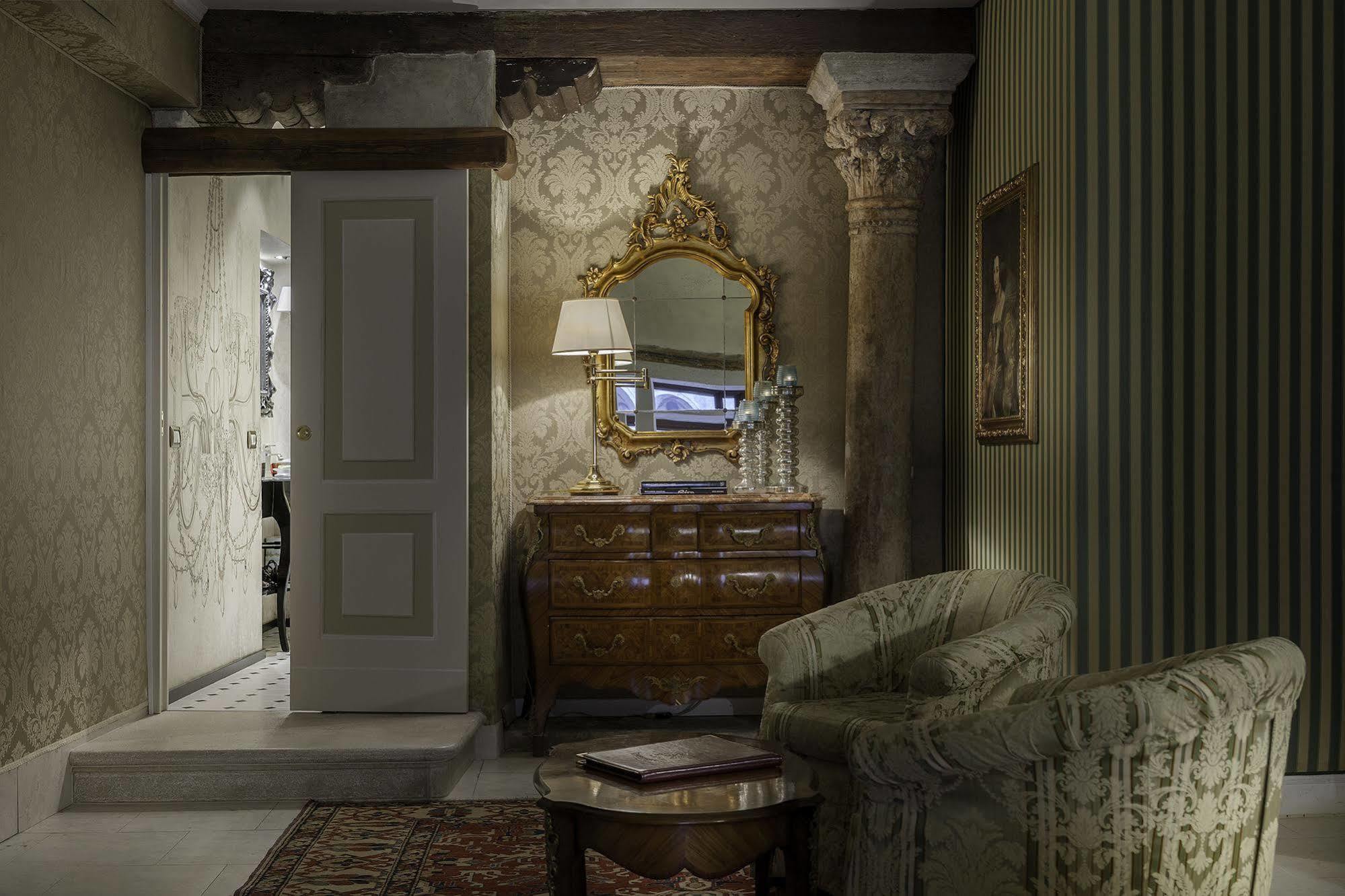 Al Ponte Antico Hotel Венеция Екстериор снимка