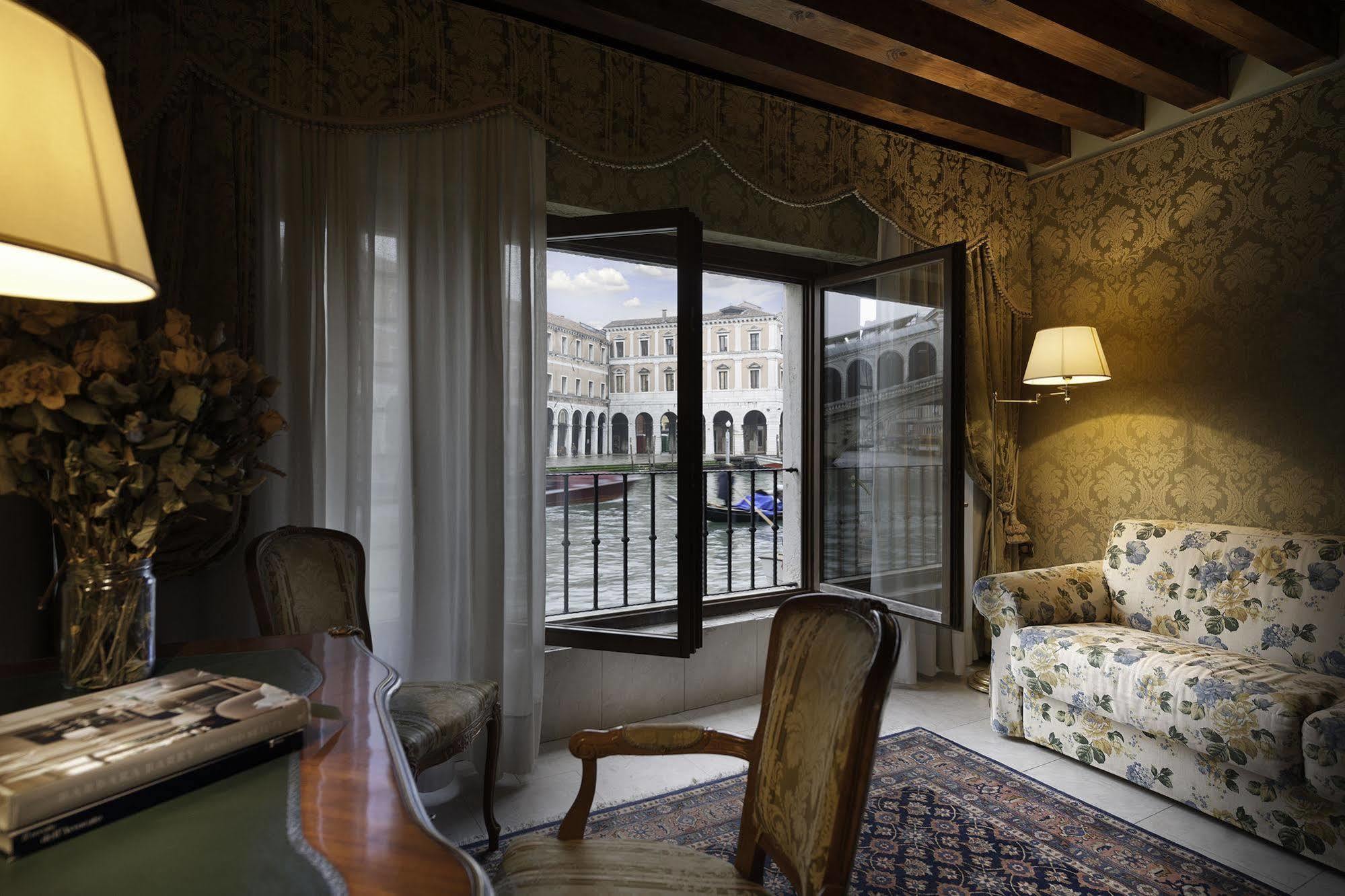 Al Ponte Antico Hotel Венеция Екстериор снимка
