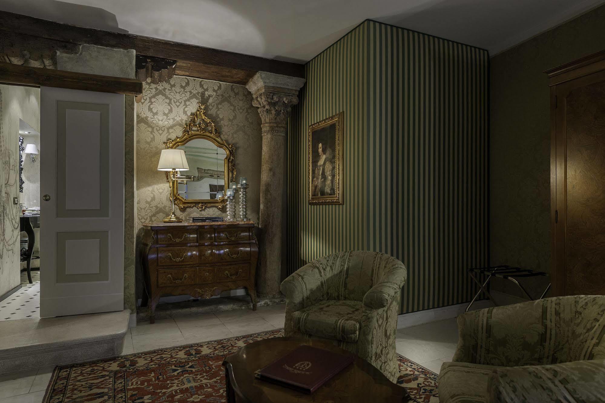 Al Ponte Antico Hotel Венеция Екстериор снимка