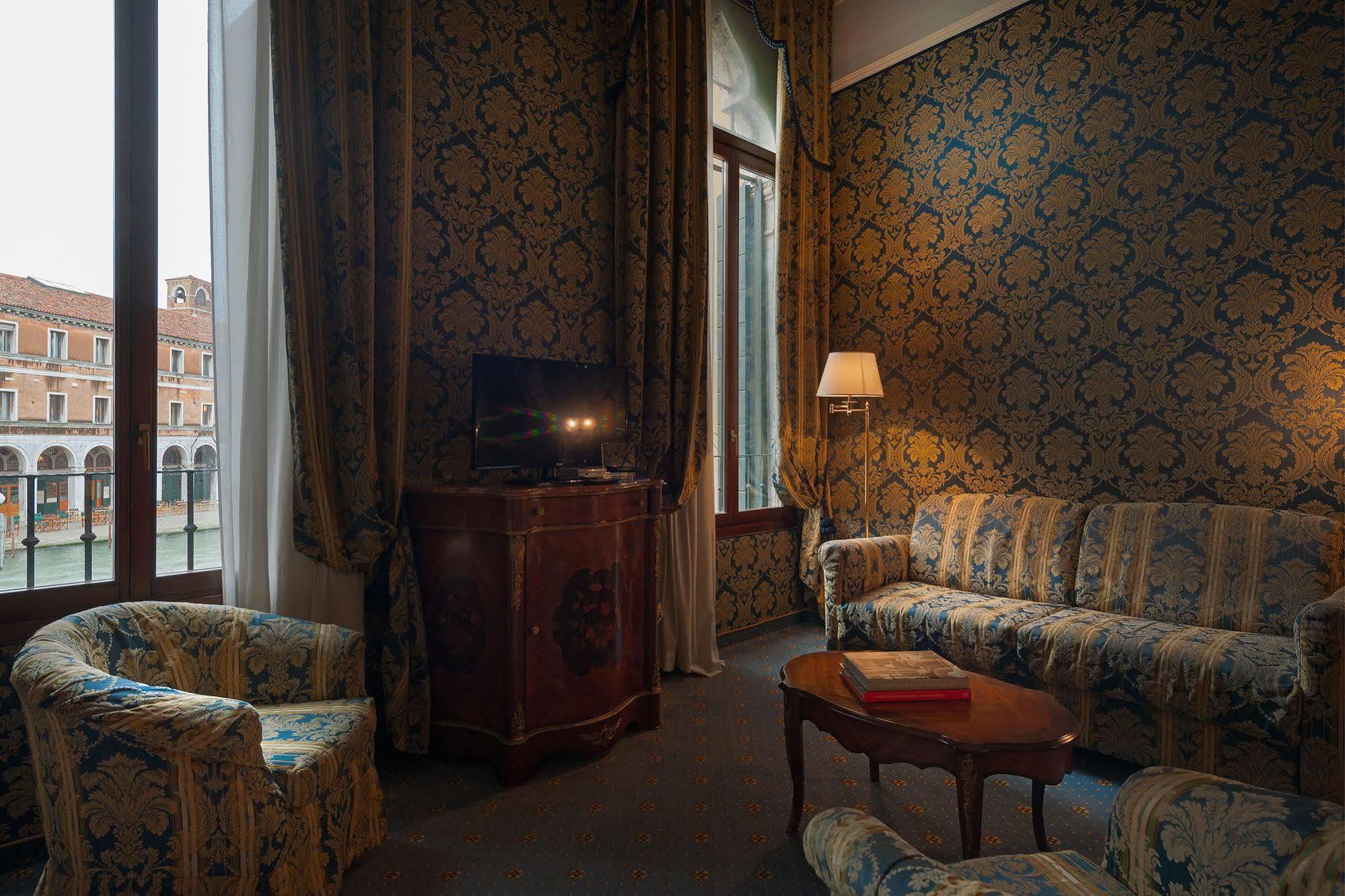 Al Ponte Antico Hotel Венеция Екстериор снимка